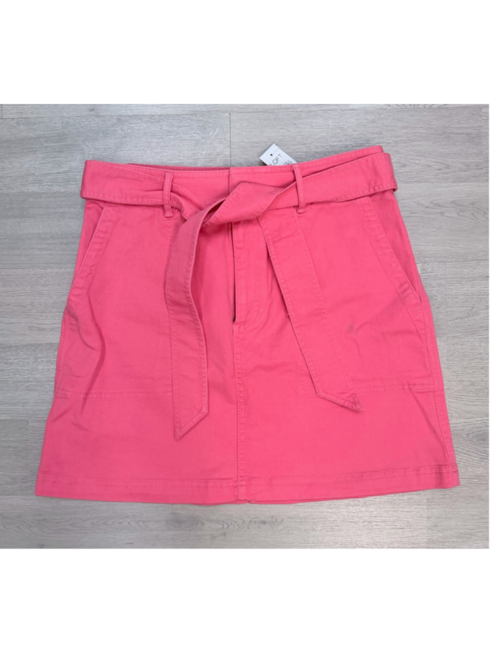 NWT LOFT Pink Denim Blend Tie Waist Skirt Sz 6!